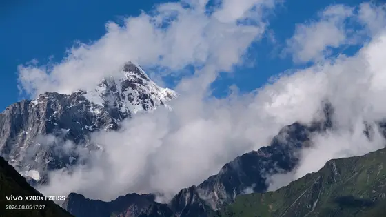 四姑娘山
